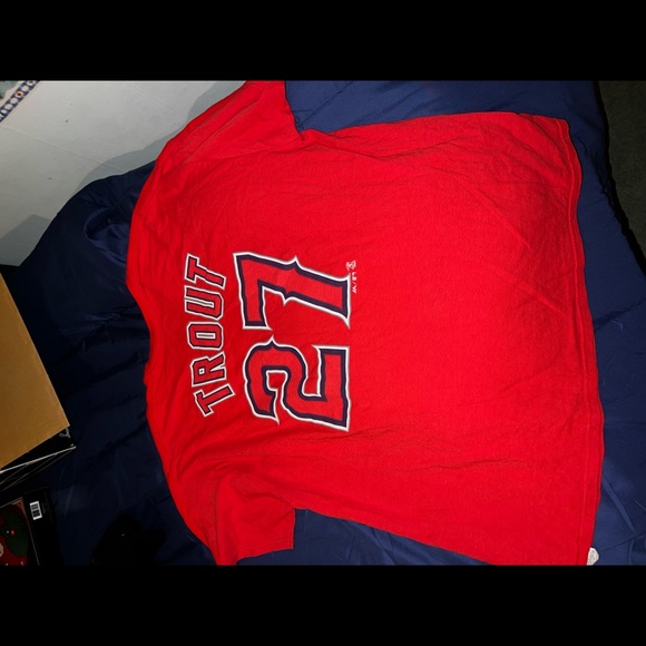 Men’s Angels Mike Trout Tshirt - Picture 2 of 2
